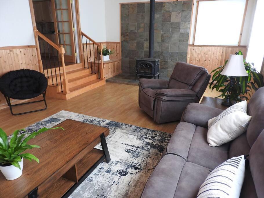 Coastal Charm: Sw Oregon Home On 2+ Quiet Acres Carpenterville ภายนอก รูปภาพ